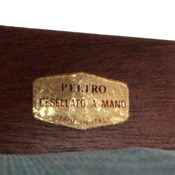 Vintage Peltro Hand chiseled and painted rabbit
Made in Italy - Picture 8 of 8